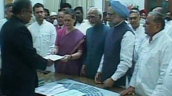 Video : Hamid Ansari files nomination papers for Vice President