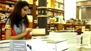 Video : India Insight:  Are book stores dying?