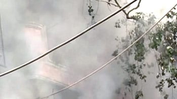 Videos : दिल्ली में लगी आग ने खोली फायर ब्रिगेड की पोल