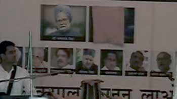 प्रणब अब राष्ट्रपति, उन पर हमला ठीक नहीं : टीम अन्ना