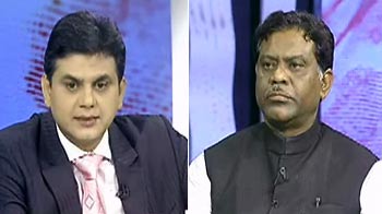 युवा बनाम अनुभव की लड़ाई?