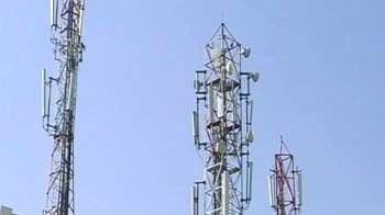 Video : Are cellphone towers near your home dangerous for you?