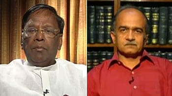 Video : Should govt negotiate with Team Anna?