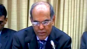 ब्याज दरें जस की तस ब्याज दरें जस की तस