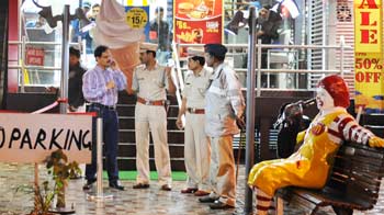 Four blasts in 40 minutes in Pune; two others defused