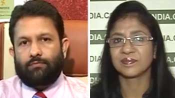 Hold Sun TV, Reliance Infra stocks: Experts