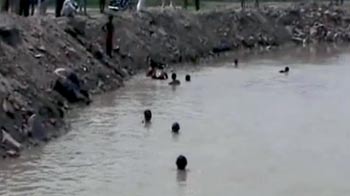 Video : सोनीपत में यमुना नदी में डूबने से पांच की मौत