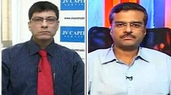 Accumulate RIL on declines: JV Capital