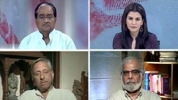 Video : UPA wants to give millions of free phones: Practical or pointless?