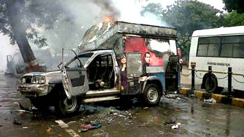 Video : Two people killed as Assam protests in Mumbai turn violent