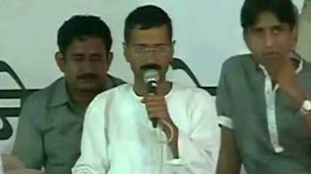 Efforts are on to split Anna and team: Kejriwal