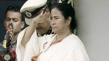 जश्ने आजादी : ममता ने 64 साल पुरानी परंपरा तोड़ी