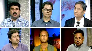 दहशत फैलाने की साजिश किसकी?