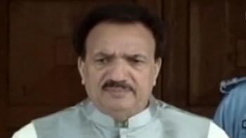North-East scare - Pak to cooperate if India provides evidence: Rehman Malik