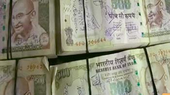 अलीगढ़ में दो लाख के नकली नोटों के साथ दो गिरफ्तार