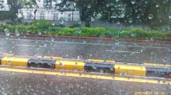 Season's heaviest rain halts Delhi