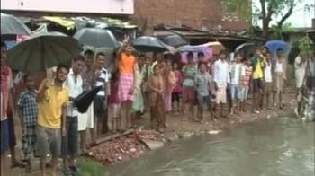 Video : Six dead after heavy rains in Jaipur, schools closed