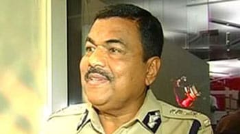 Video : Prithviraj Chavan not in favour of transferring Mumbai top cop: Sources