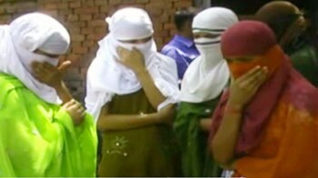 Videos : बिहार : लड़कियों से छेड़छाड़ बढ़ी