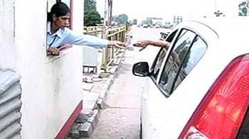 Video : Punjab's brave women toll booth operators