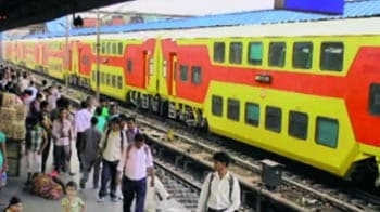 Videos : दिल्ली-जयपुर के बीच आज से डबल डेकर ट्रेन