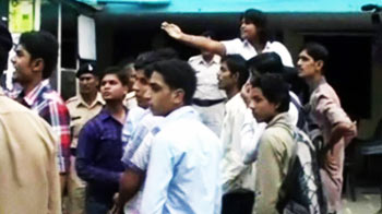 इंसाफ के लिए इंदौर में प्रदर्शन