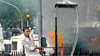 Man who desecrated Amar Jawan memorial in Mumbai detained