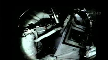 Video : Sunita Williams does her fifth spacewalk