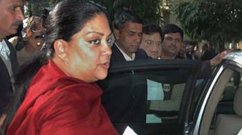 NDTV Mid-Term Poll 2012: BJP, Vasundhara Raje to make a comeback in Rajasthan?