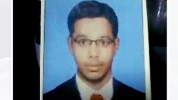 Video : बेंगलुरु में डॉक्टर आतंकी होने के शक में गिरफ्तार