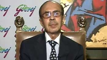 Video : 5.5% growth very low, need to accelerate reforms: Adi Godrej