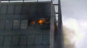 Videos : बांद्रा-कुर्ला कॉम्पलेक्स की इमारत में भीषण आग लगी