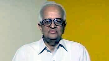 Urgent need to act on fiscal front to stabilize economy: former RBI governor