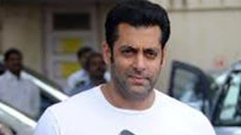 Video : Salman Khan may just become the proud owner of  Deccan Chargers