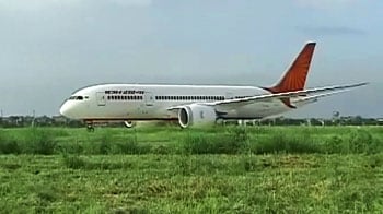Videos : बोइंग ड्रीमलाइनर 787 भारत में