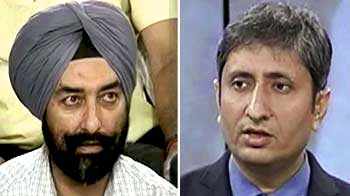 प्रमोशन में रिजर्वेशन मिले या नहीं... प्रमोशन में रिजर्वेशन मिले या नहीं...