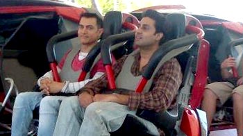 Aamir Khan, Abhishek Bachchan bond on <i>Dhoom 3</i> shoot