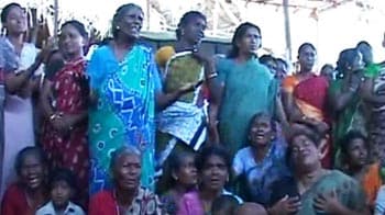 Video : Kudankulam N-plant: Tension in areas nearby as protests continue