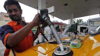 डीजल के दाम में पांच रुपये की भारी बढ़ोतरी