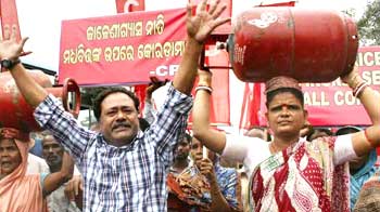 Diesel price hike: Allies want rollback, protests across India