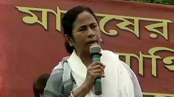 Government should not cross Lakshman Rekha: Mamata on FDI, fuel hike