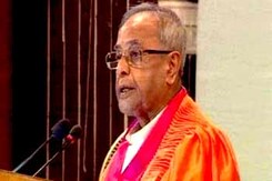 President Pranab Mukherjee rues no Indian varsity in world's top 200 President Pranab Mukherjee rues no Indian varsity in world's top 200