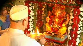 कांग्रेसियों की गुहार, गणपति बप्पा हर लो संकट