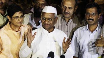 Can Arvind Kejriwal succeed without Anna Hazare?