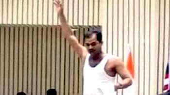 Video : Man takes off shirt, raises slogans against PM during speech