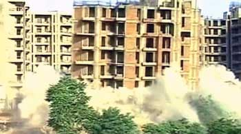 Video : जयपुर में डायनामाइट ब्लास्ट से गिराई गई इमारत