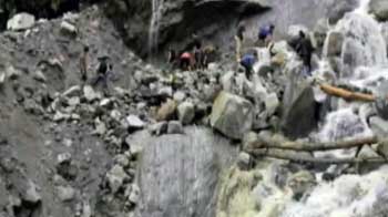 सिक्किम में बाढ़, भूस्खलन से भारी तबाही