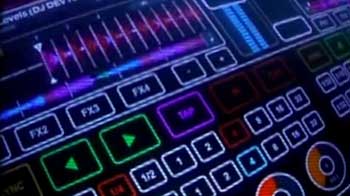 Touchscreen DJ equipment