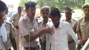 Video : Hisar Dalit gangrape case: One arrested, cops hunt for 11 other accused