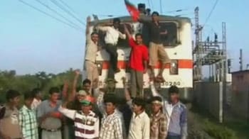 Video : Three Rajdhani trains stopped for hours by BJP leader in Jharkhand